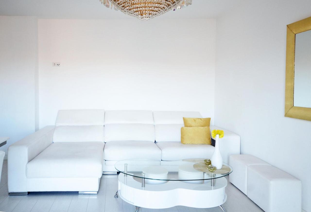 Modern Apartment In Valencia Exterior photo